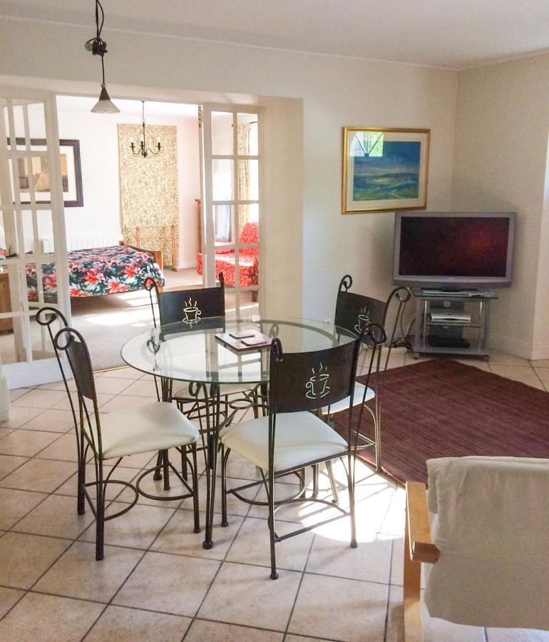 Val Rive - Brandily Apartment ดีน็อง ภายนอก รูปภาพ
